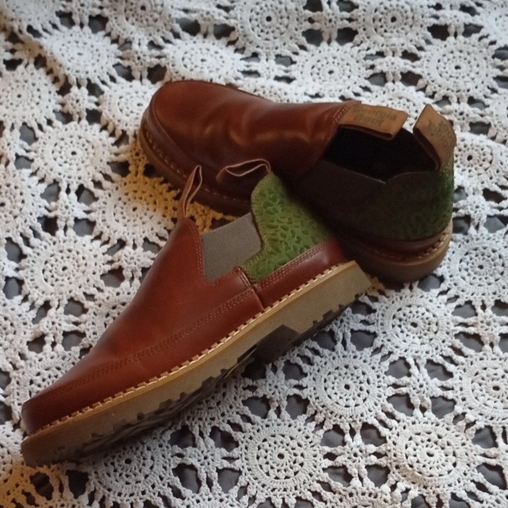 Georgia Boot Brown Leather Ankle Booties with Green Panel